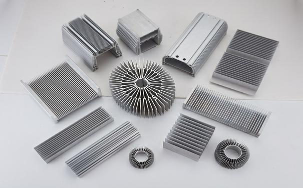 6063材质散热器铝型材